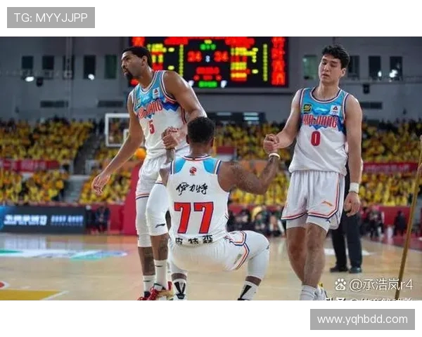 CBA广东队与新疆队最新对决分析及赛后精彩瞬间回顾